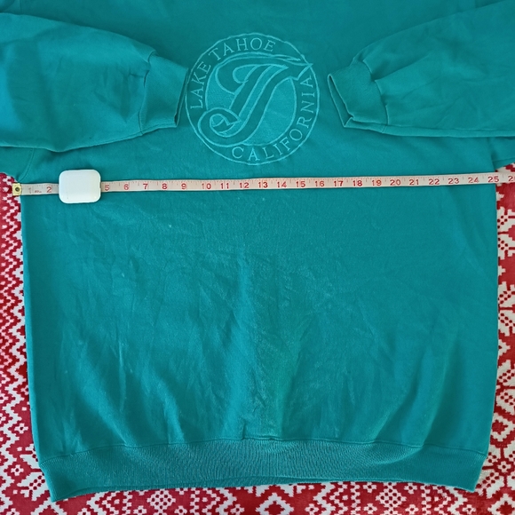 Vintage 80s Lake Tahoe California  Crewneck Sweatshirt by Hanes - Picture 5 of 8